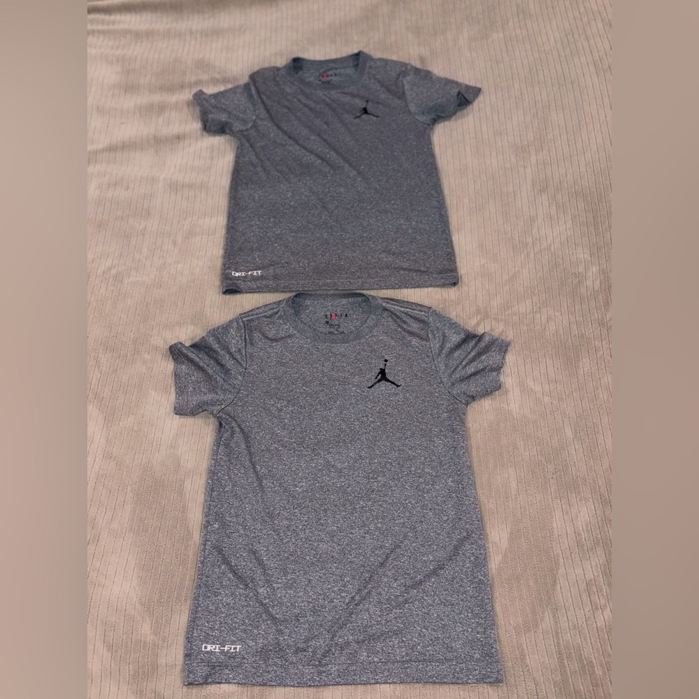 Lot of 2!!Jordan Gray Performance Tees Boys size medium
